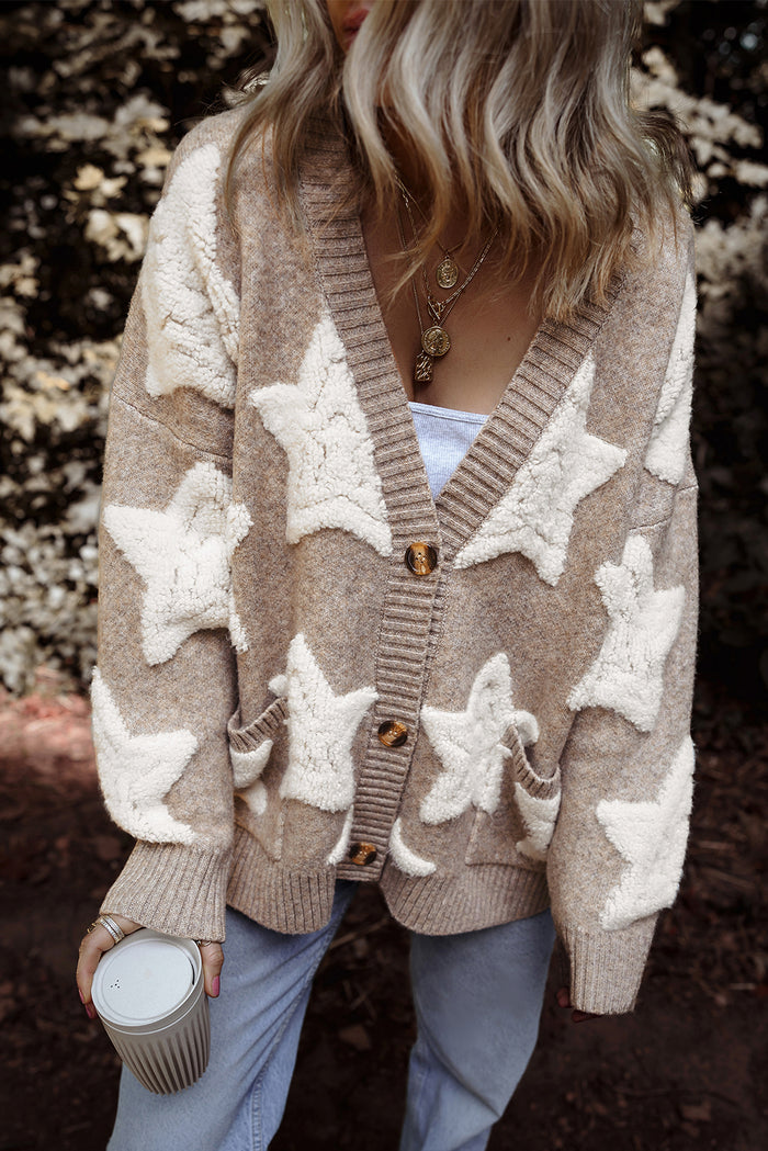 Cardigan pull texturé kaki à motif d'étoiles en sherpa avec poches-A WOMAN WE LOVE