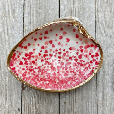 Clam Shell-Mini Hearts Pink