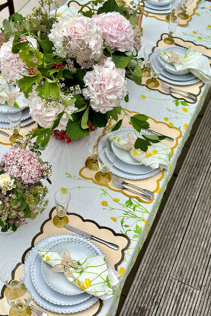 'Lola' Placemat with Scalloped Edge in Green, 35 x 50cm