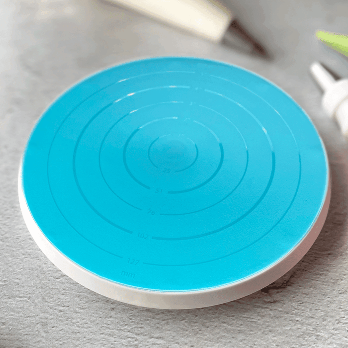 R&M Decorating Turntable: 6"